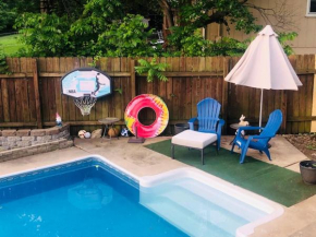 Becky & Marvels 420 Home with a Rentable Room and WIFI